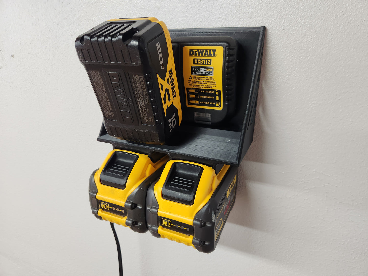 DeWalt 20V Charging Station with Dual Battery Holder